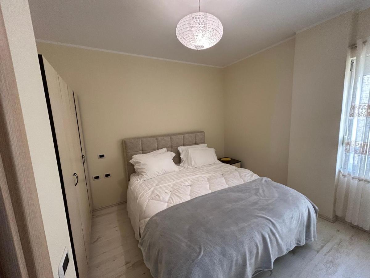 Apartment In Qerret Golem  Esterno foto