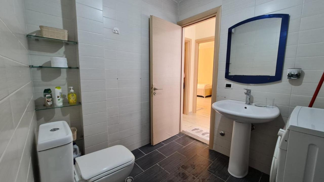 Apartment In Qerret Golem  Esterno foto